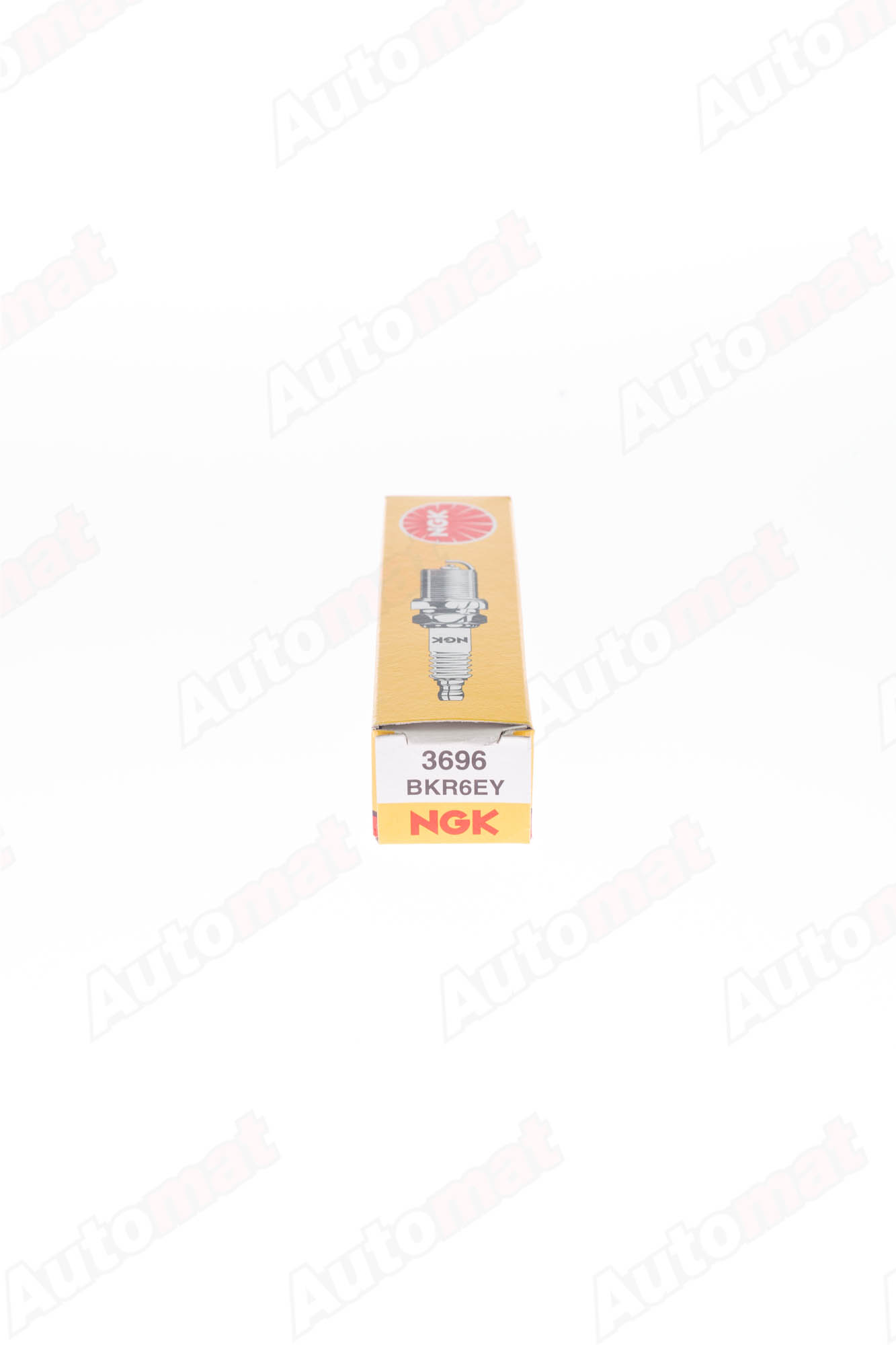 Свеча зажигания NGK 3696 BKR6EY с никелевым электродом