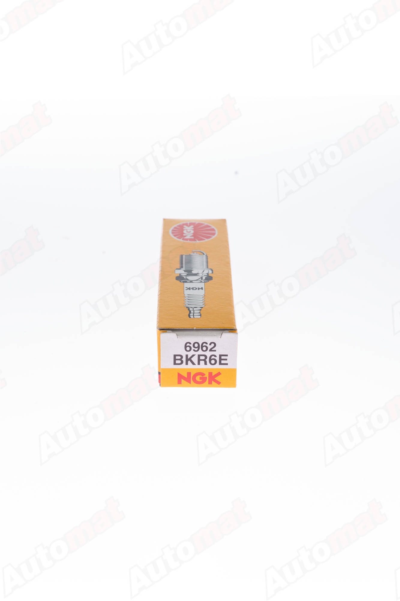 Свеча зажигания NGK 6962 BKR6E с никелевым электродом